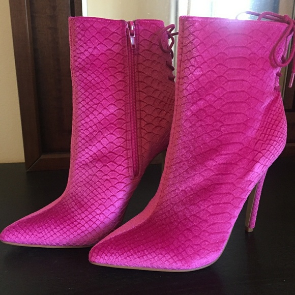 Shoe Dazzle Shoes - Pointed Toe Velvet Textured Booties